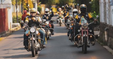 header Royal Enfield