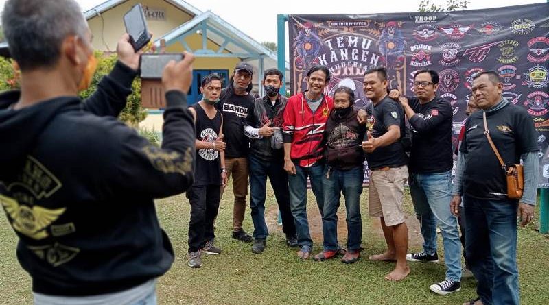 header Suzuki Thunder 'Thunderian'