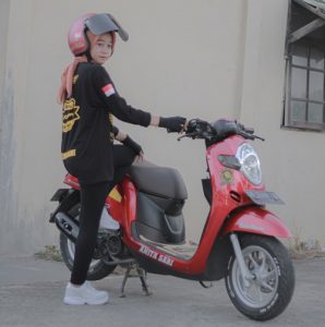 lady bikers Wirabuana Scoopy - 1