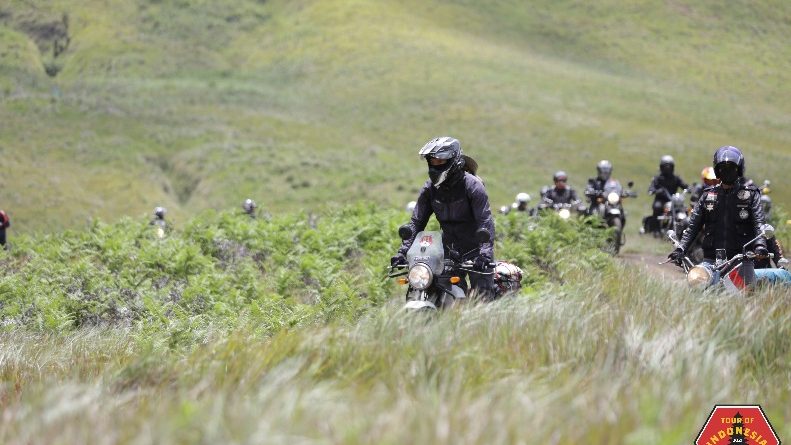header Riders Royal Enfield