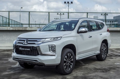 Pajero Sport vs fortuner-3