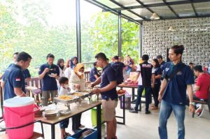 Komunitas LCGC Family