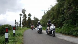 touring Bromo