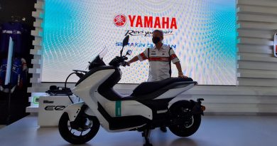 Motor konsep Yamaha E01