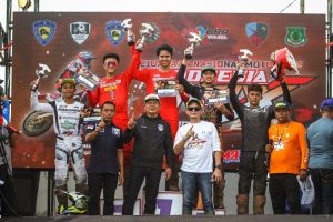 Crosser AHRT