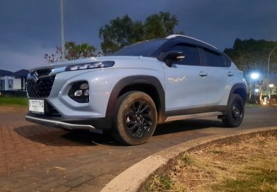 Test Drive Suzuki Fronx Berhadiah Mobil, Motor, atau iPhone 17 Pro