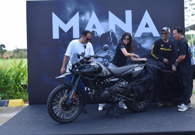 Royal Enfield Luncurkan Himalayan Mana Black Edition di Indonesia