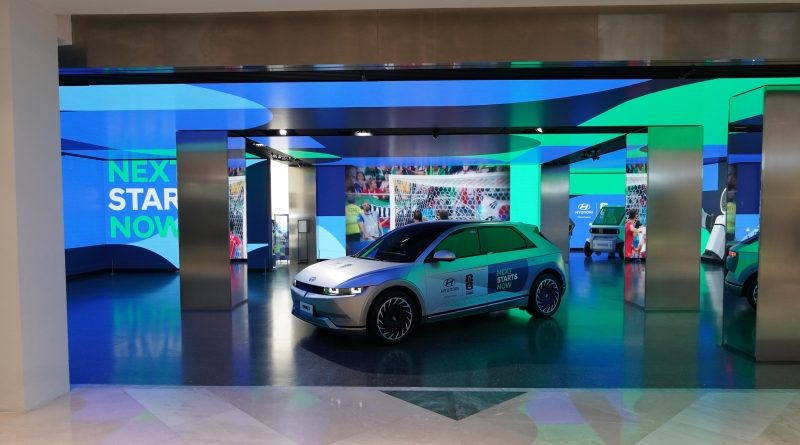Hyundai Bawa Semangat Piala Dunia 2026 ke Motorstudio Senayan Park