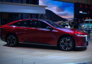 GIIAS 2026 Pamer Teknologi Keselamatan Mobil, Bagaimana Nasib Motor?